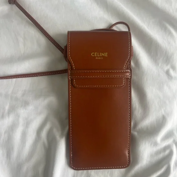 Sunglasses with Case - Picture 2 of 6